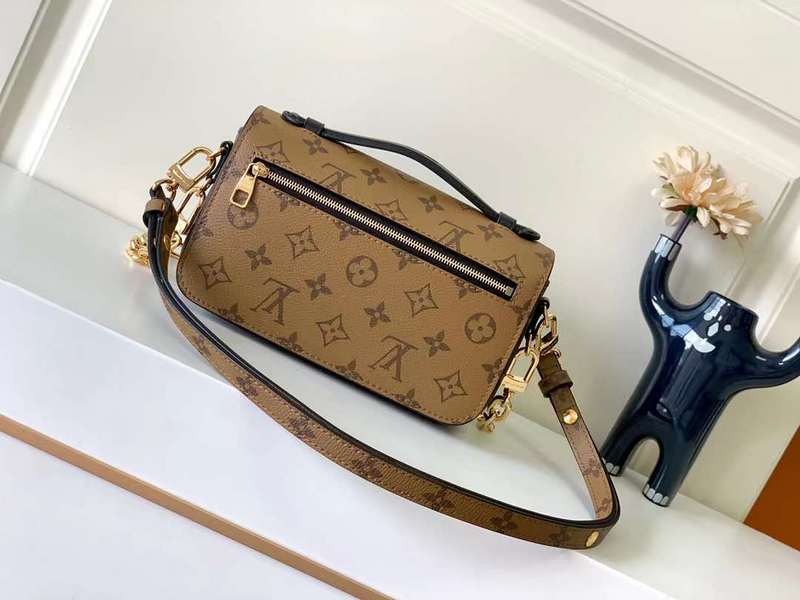 Interior view of modern everyday-luxe women's handbag – women's statement bag