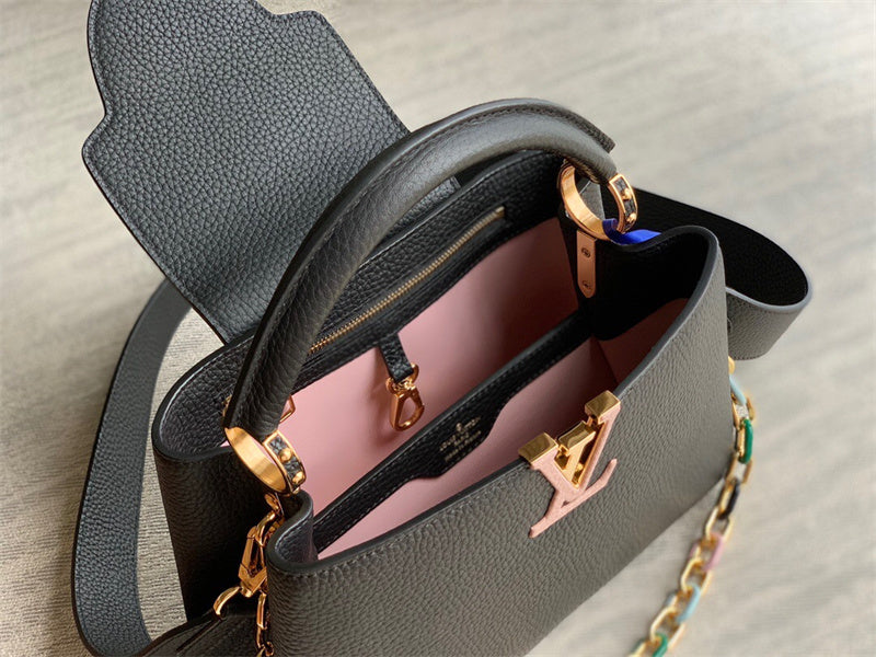  tailored structured bag detail view showing craftsmanship 8