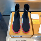 Texture and finish detail of Louis Vuitton luxury piece style No.139