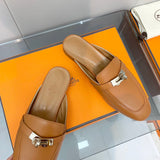Hermès Beige Platform Sandals - Close-Up Texture View