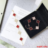 Full view of Van Cleef & Arpels unisex jewelry piece