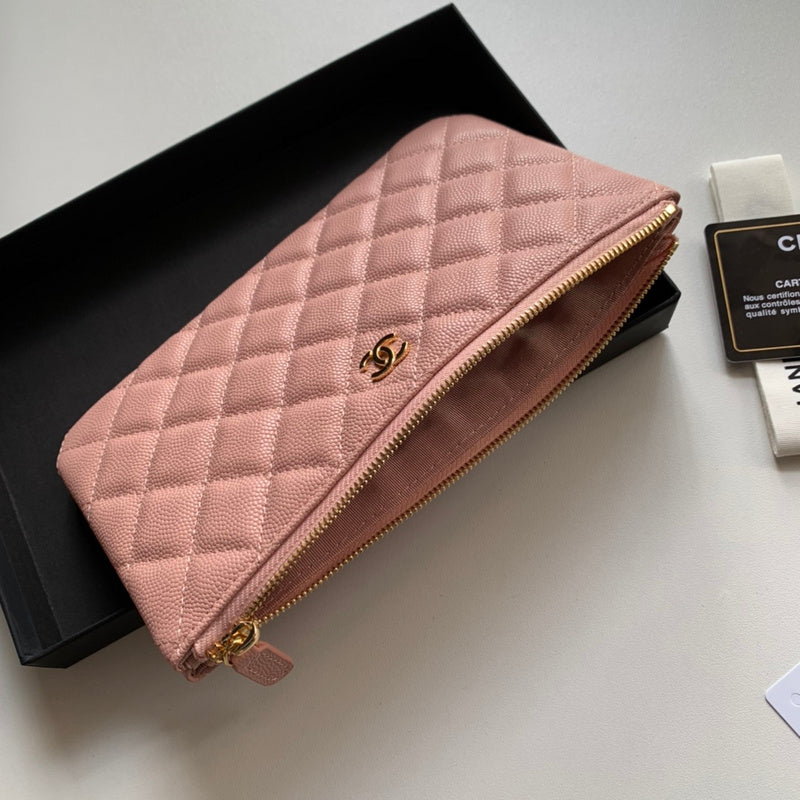  women's handbag, mid design, view 2