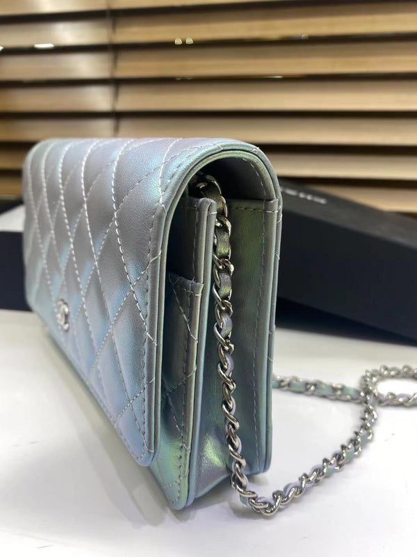  mid purse view 9