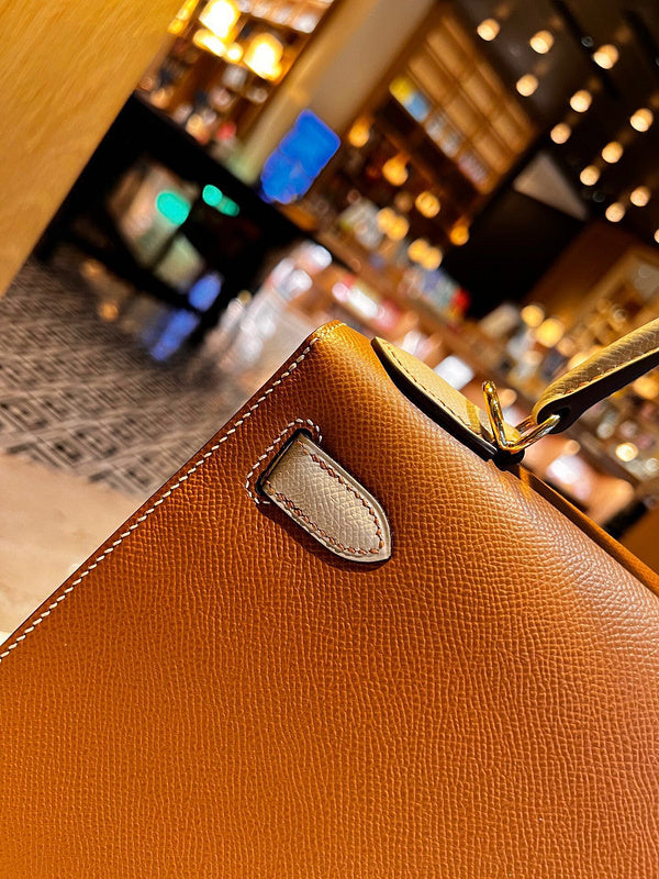 Interior view of minimalist premium bag