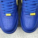 Nike Casual sneakers in all-black low-top design front view