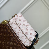 handbag close-up of hardware and finish