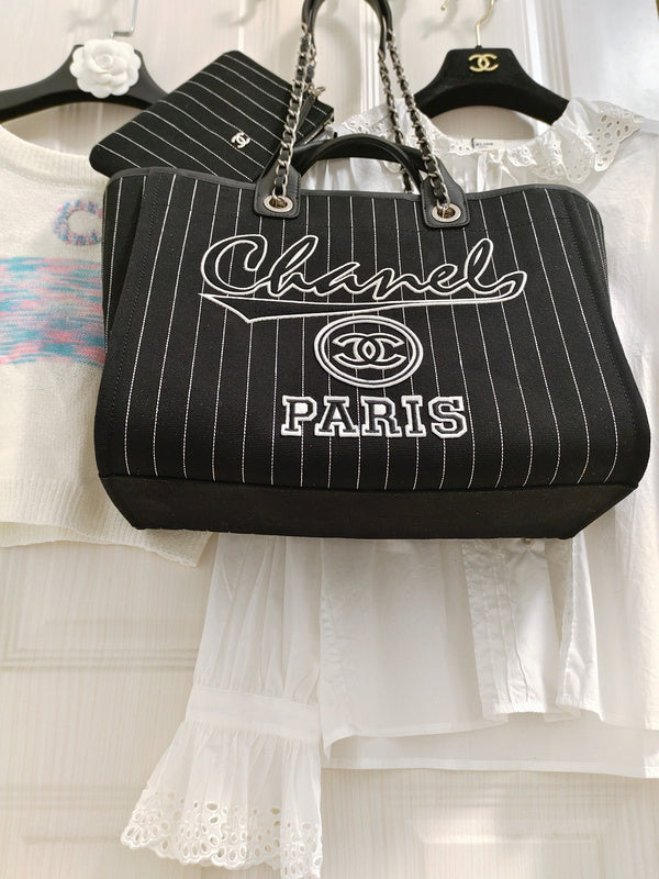  women's handbag, versatile design, view 4