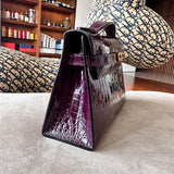  shoulder bag interior and compartment view 9