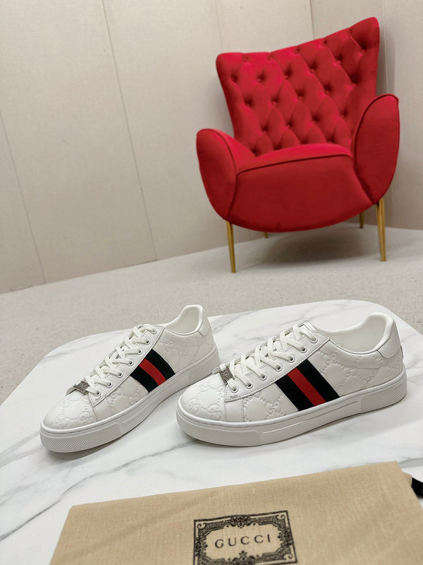 Gucci tonal black luxury sneakers view 4 chunky sole construction