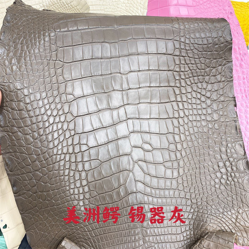  Chic shopper bag front view 7