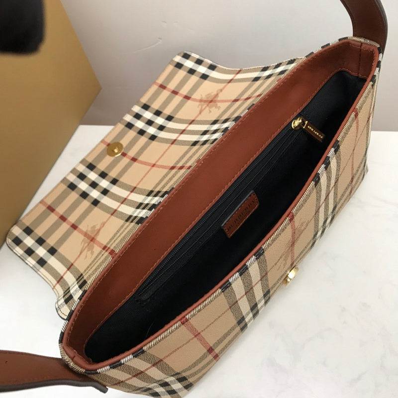 Ziva's Charm handbag – product shot (one versatile size)