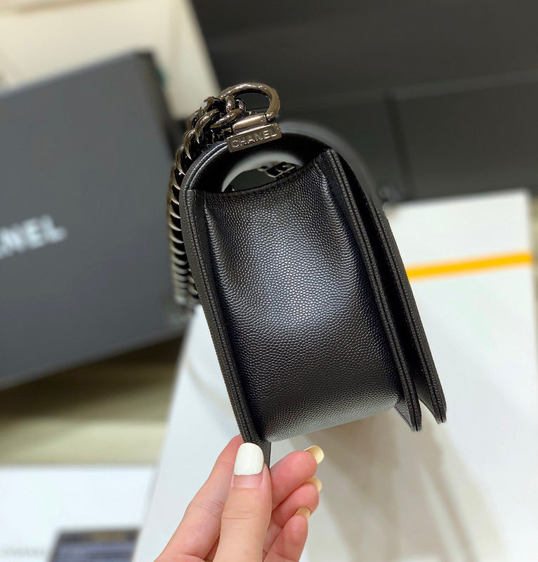  handbag, versatile everyday style, image 2