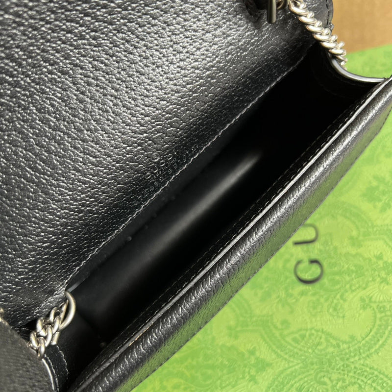 Side profile of statement structured women's handbag – women's everyday handbag