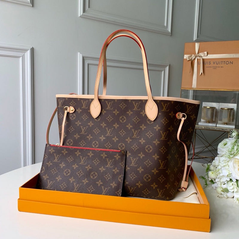 Side profile of classic chic women's handbag – women's luxury accessory