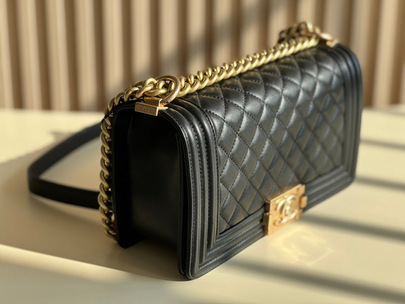  mid purse view 2