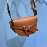 Ziva's Charm handbag – front view (Standard Size)