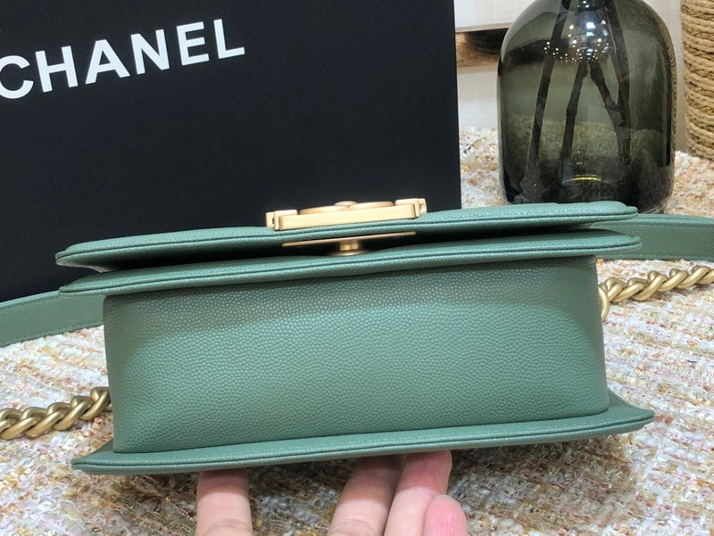  mid purse view 7