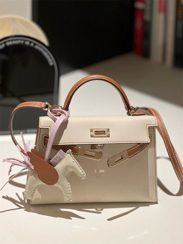 Side view of fluid structured handbag