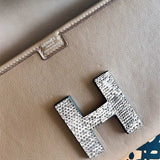  effortless structured bag detail view showing craftsmanship 8