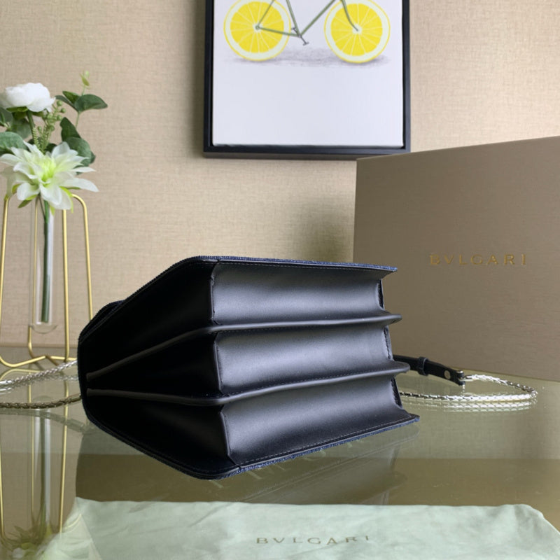 Classic Premium PU Leather Handbag - Refined Silhouette | Women's Luxury Handbag #1715 - interior view (image 6) of designer-inspired handbag