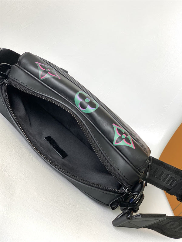  carryall bag interior and compartment view 9
