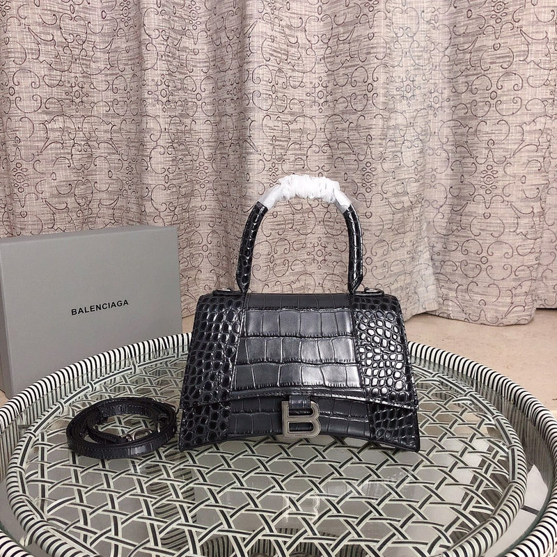 Close-up detail of refined signature women's handbag – women's designer-style accessory