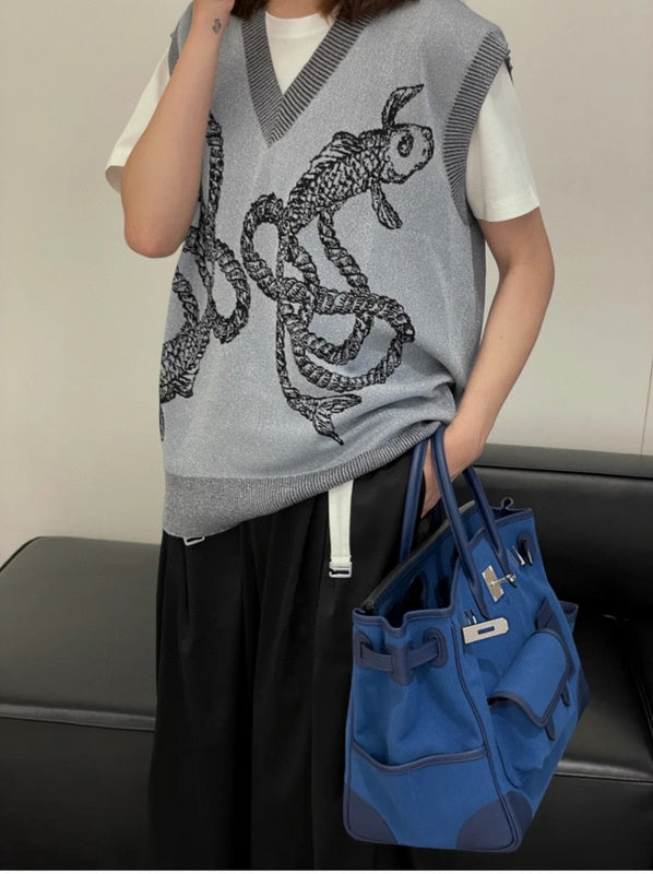 Modern handbag styled for everyday wear