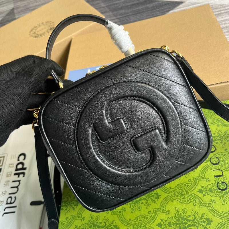 Side profile of polished elevated women's handbag – women's everyday handbag