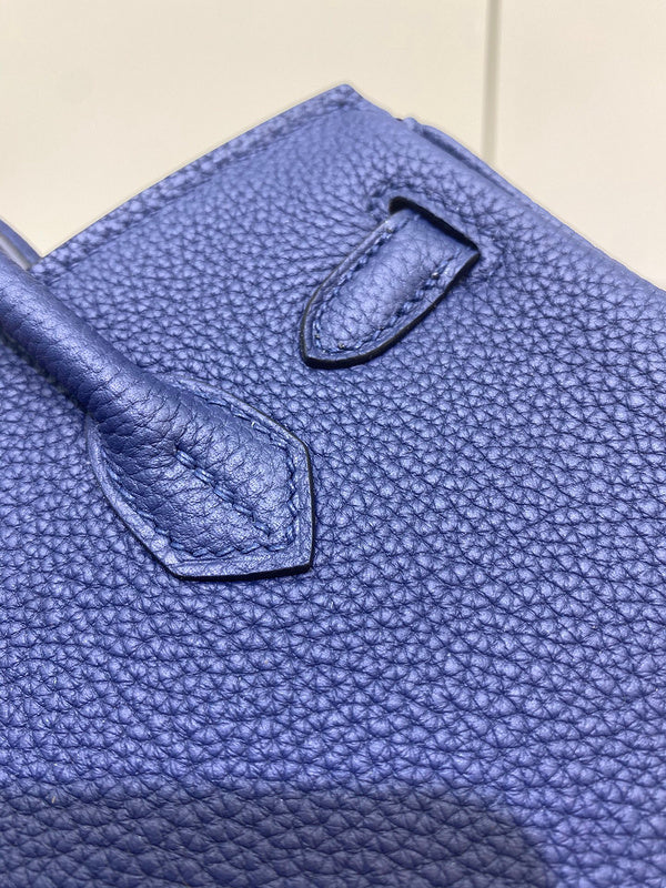 Effortless bag shown from front angle