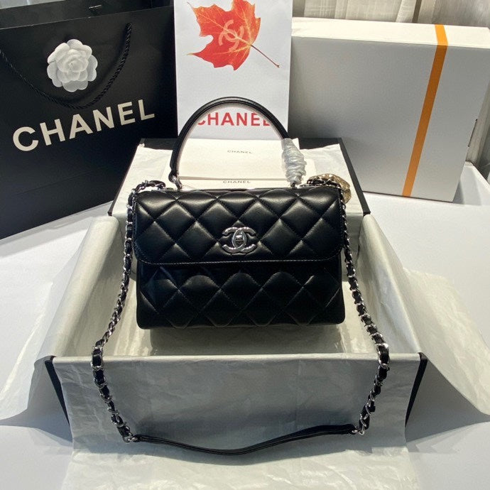  women's handbag, versatile design, view 7
