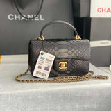 Zivas Charm Versatile Design Luxury Handbag (Effortless Style Upgrade) – Detail View