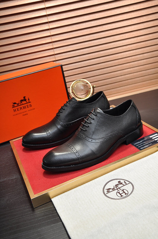 Hermes shoes Style 071 - top view showing design