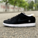 Nike Men's & Women's Designer Lifestyle Shoes — Style 080 interior view