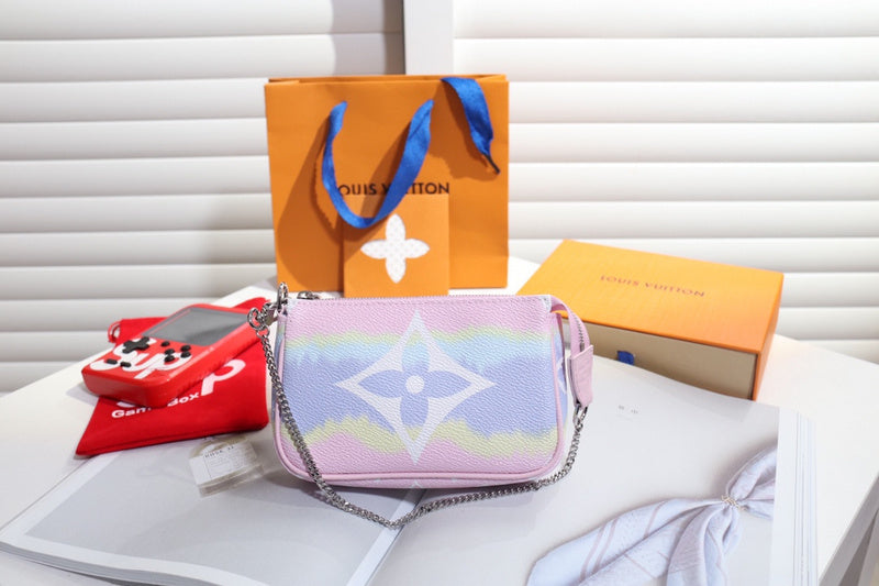 Front view of modern classic women's handbag – women's premium purse