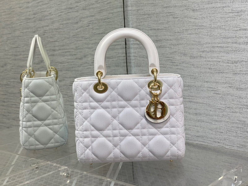 Close-up detail of premium sleek women's handbag – women's everyday handbag