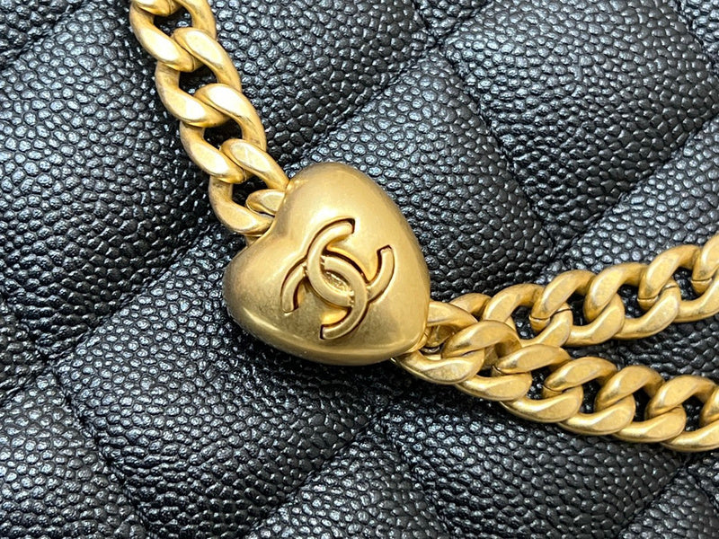  handbag, compact everyday style, image 4