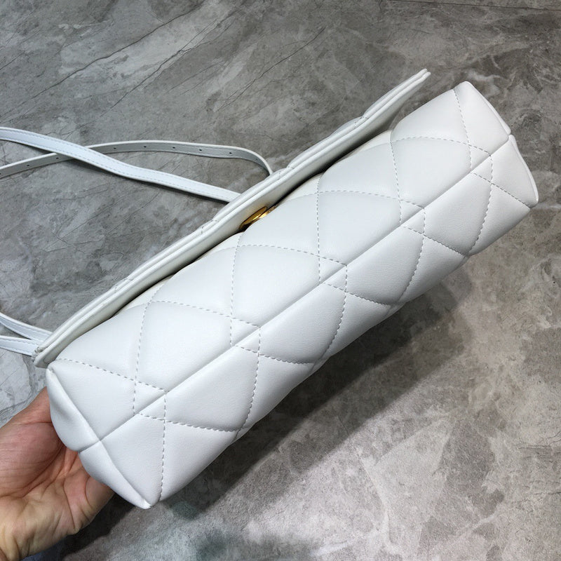 Chic Premium PU Leather Handbag - Premium Craftsmanship Detailing | Women's Statement Accessory #791 - hardware and detail close-up (image 5) of designer-inspired handbag