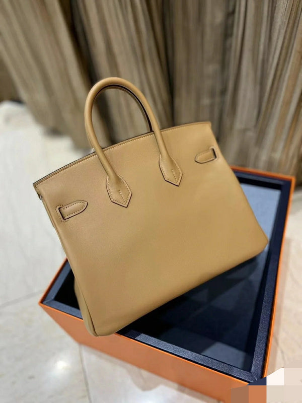 Interior view of smart premium bag