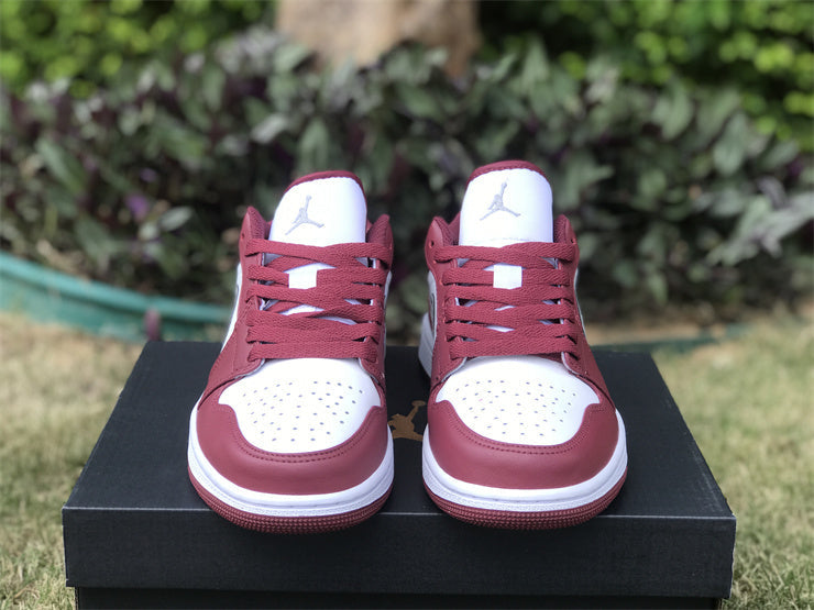 Nike clean off-white luxury sneakers view 9 premium leather build