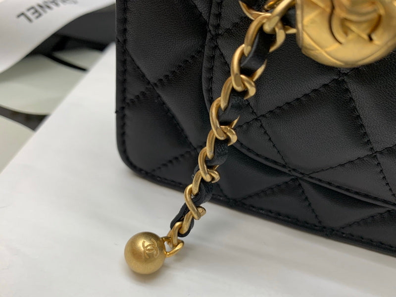  women's handbag, mid design, view 3