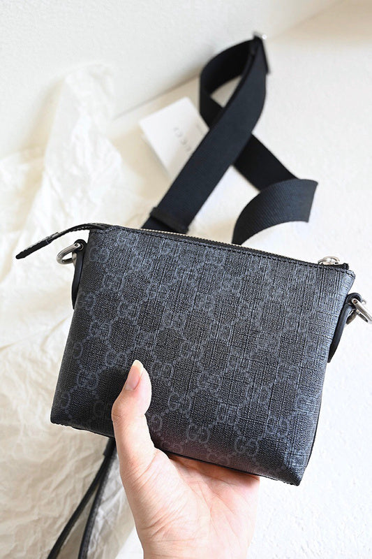 Side profile of chic statement women's handbag – women's designer-style accessory