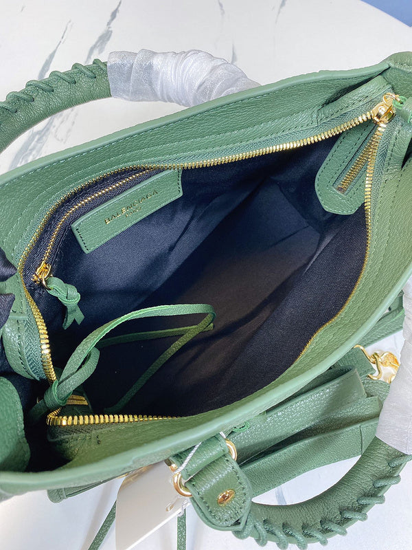 Zivas Charm Modern Minimalist Look Fashion Handbag (Refined Modern Silhouette) – Interior View