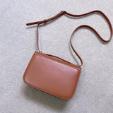 Ziva's Charm handbag – detail view (19cm*13cm*6cm)