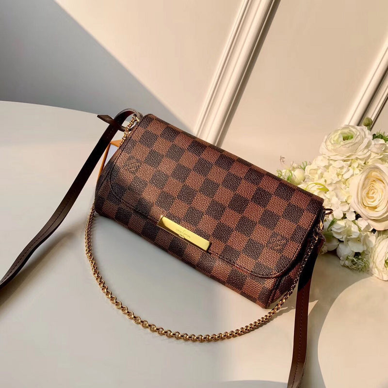 Front view of modern polished women's handbag – women's luxury handbag