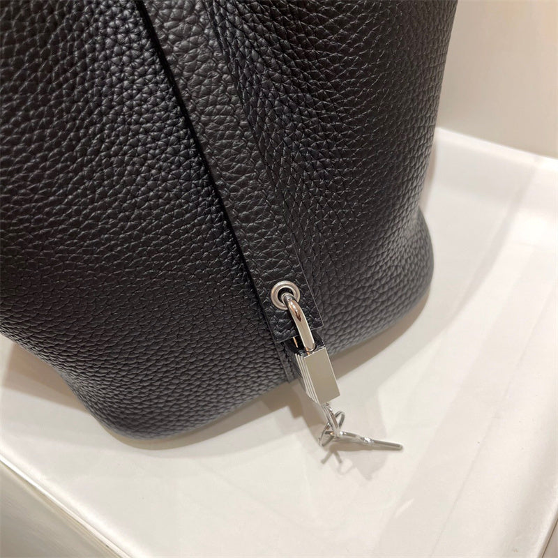  graceful everyday bag styled with outfit 84