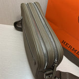  structured bag close-up of hardware and finish 35