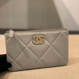  mid purse view 1