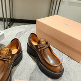 Styling view of Miu Miu luxury piece style No.118