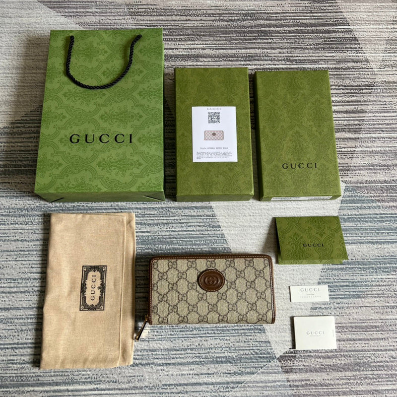 Back view of sleek modern women's handbag – women's luxury accessory
