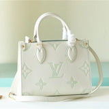  essential tote bag styled with outfit 12